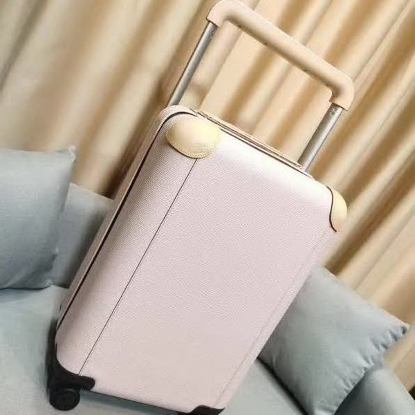 商品Alt模板：路易威登/LV 旅行箱，釆用经典水波纹系列，变色皮，铝制宽拉杆时尚大气，独特设计理念，时尚潮流，众多明星同款 - xtest